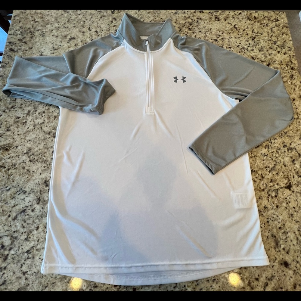 Under Armour White and Gray Long Sleeve 1/4 Zip Performance Shirt